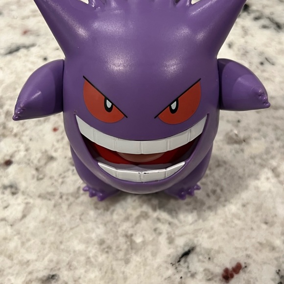 Gengar Pokémon Battle Feature Action Figure - Picture 2 of 7
